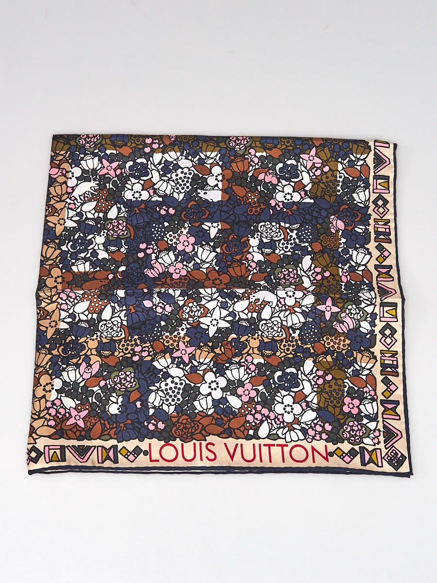 Louis Vuitton Monogram Classic Square Silk Scarf - Yoogi's Closet
