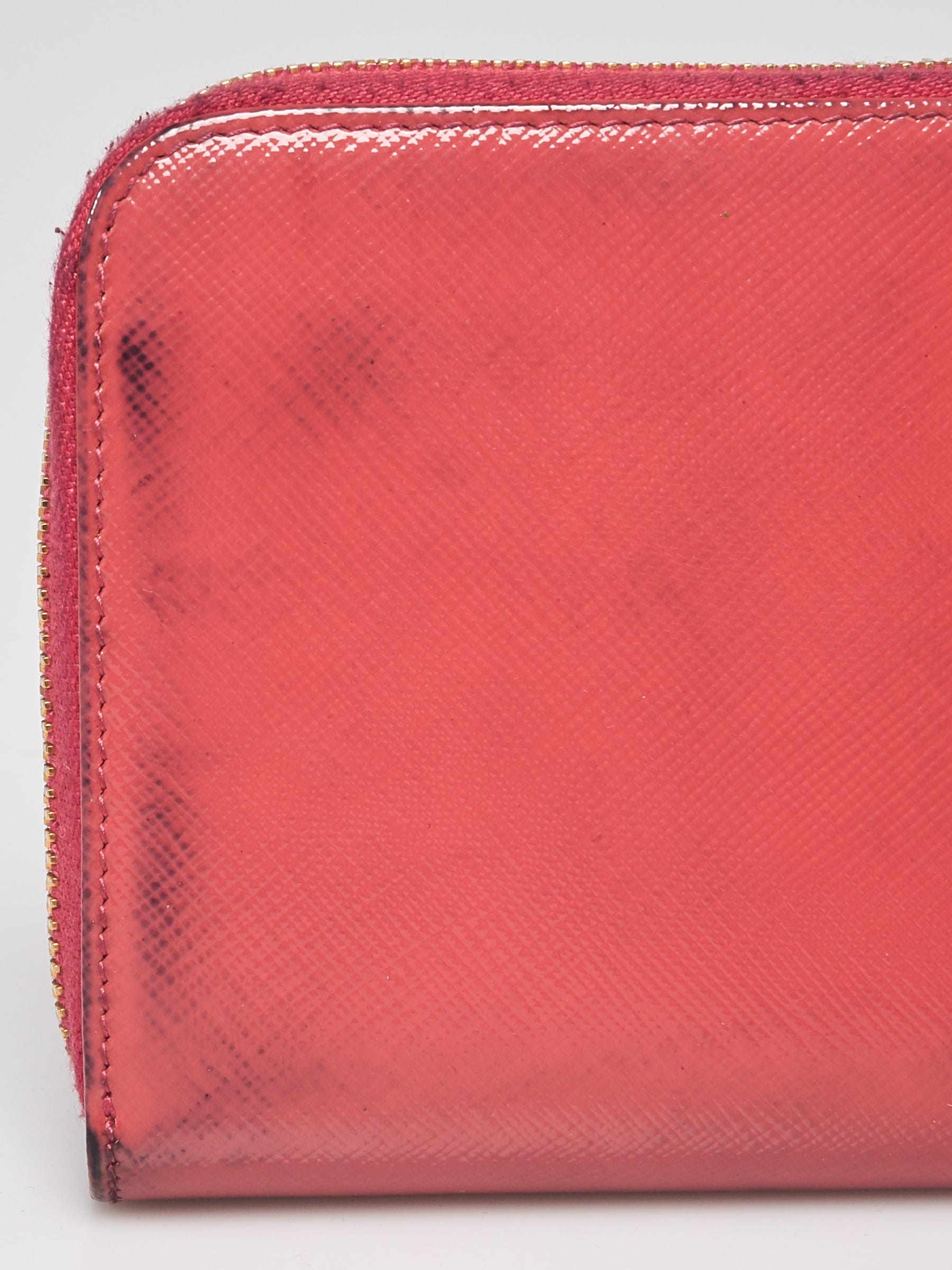 Prada Rosso Saffiano Vernice Leather Bow Zip Wallet 1M0506 - Yoogi's Closet