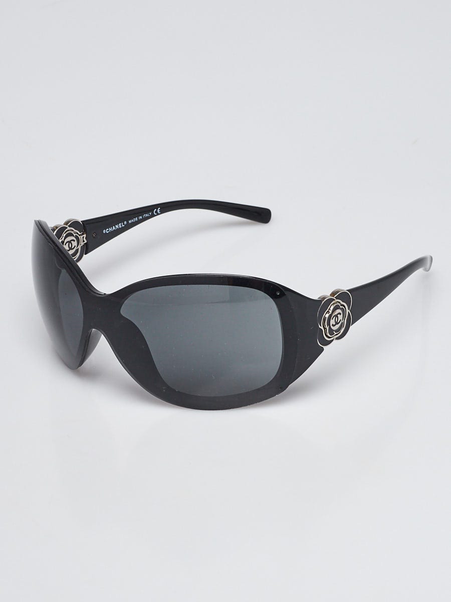 Chanel Black Frame Camellia Flower Crystal CC Logo Sunglasses 5127-B -  Yoogi's Closet