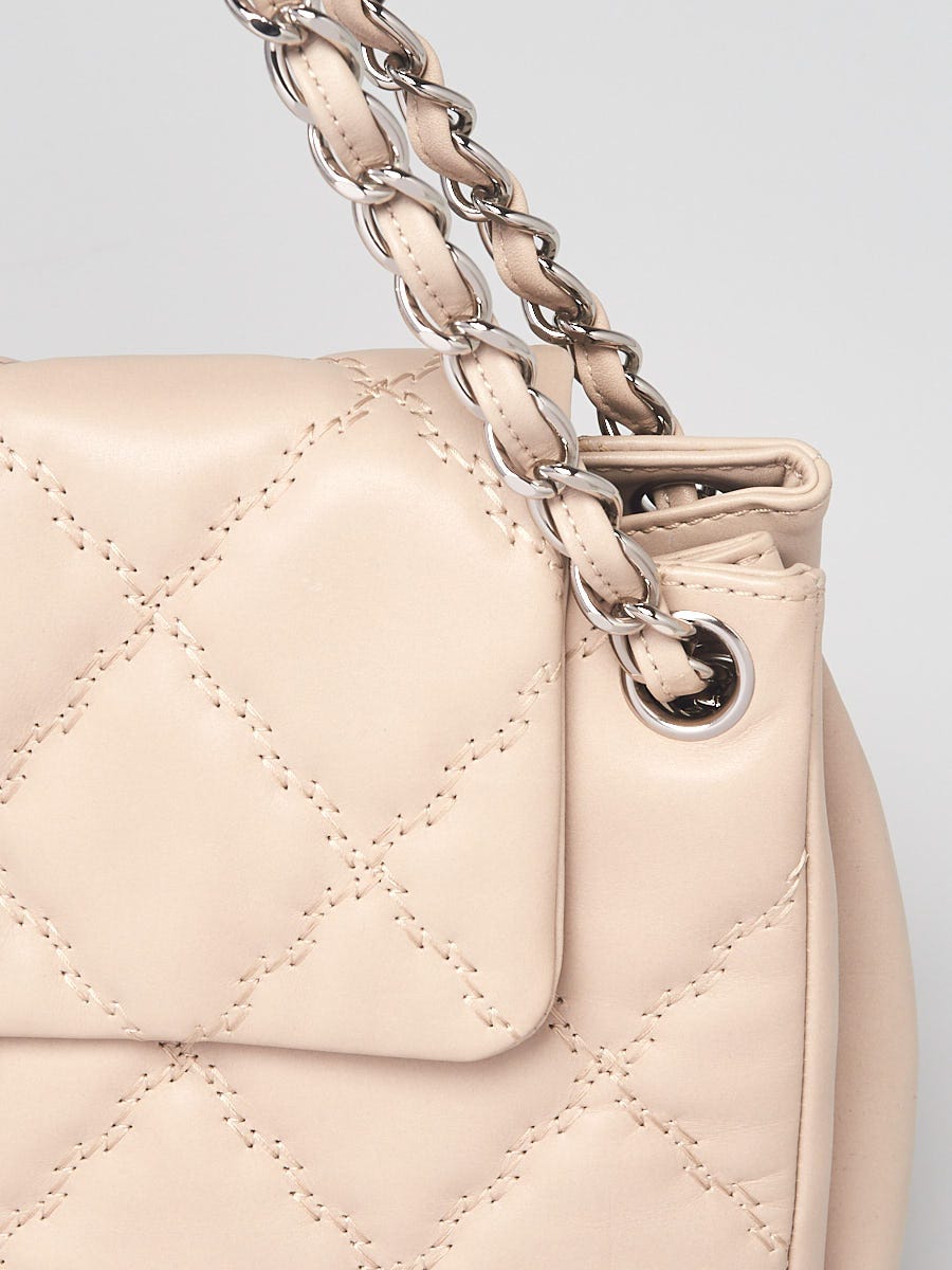 Chanel - Hamptons Accordion Flap Quilted Calfskin Shoulder Bag