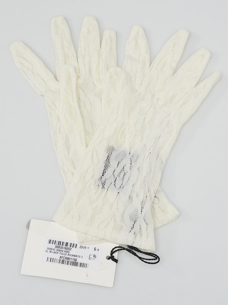 Gucci White Lace Short Gloves Size 6.5/S - Yoogi's Closet