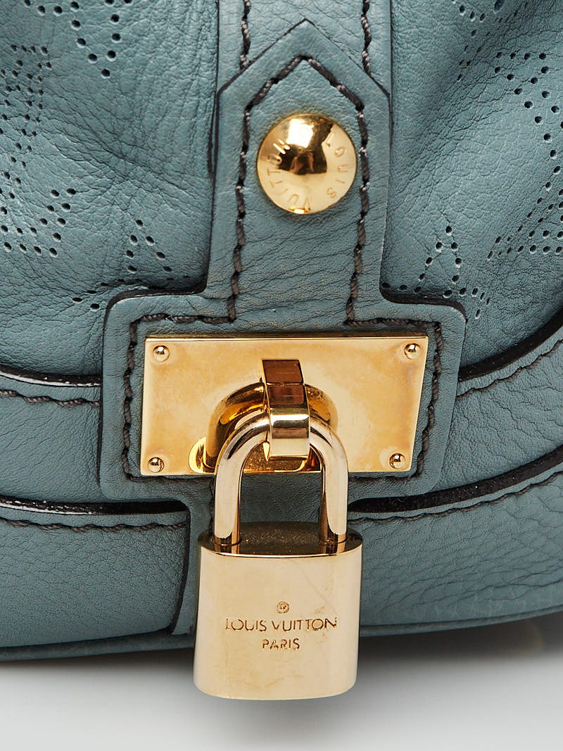 Louis Vuitton Ciel mahina leather stellar pm – Beccas Bags
