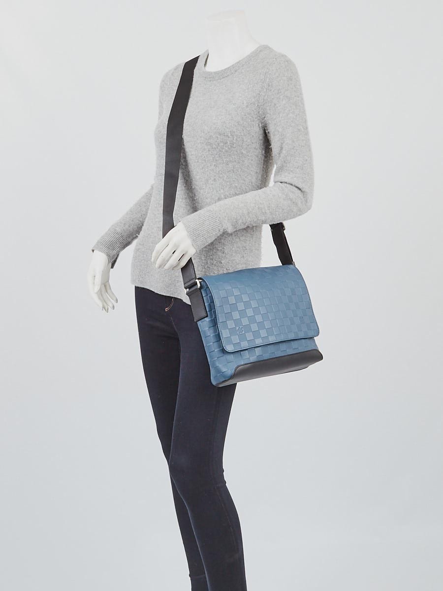 Louis Vuitton Damier Infini Leather District PM Bag Louis Vuitton | The  Luxury Closet