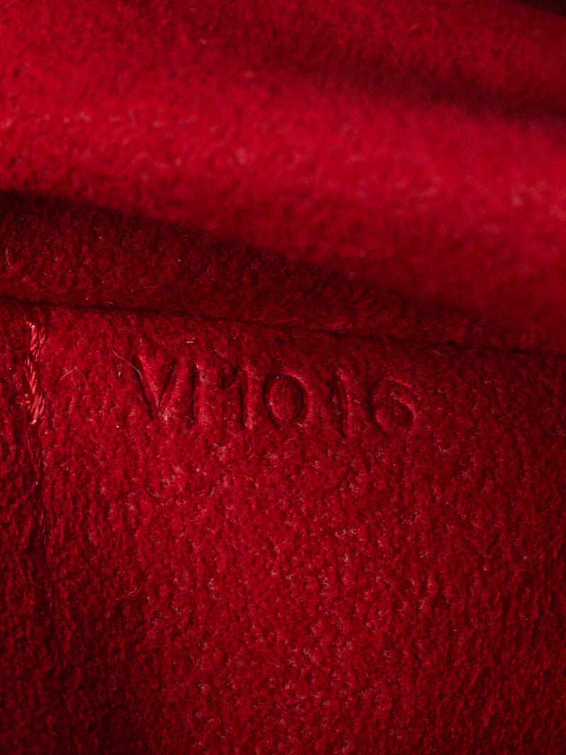 Authentic Louis Vuitton Damier Ebene Knightsbridge – Fickle