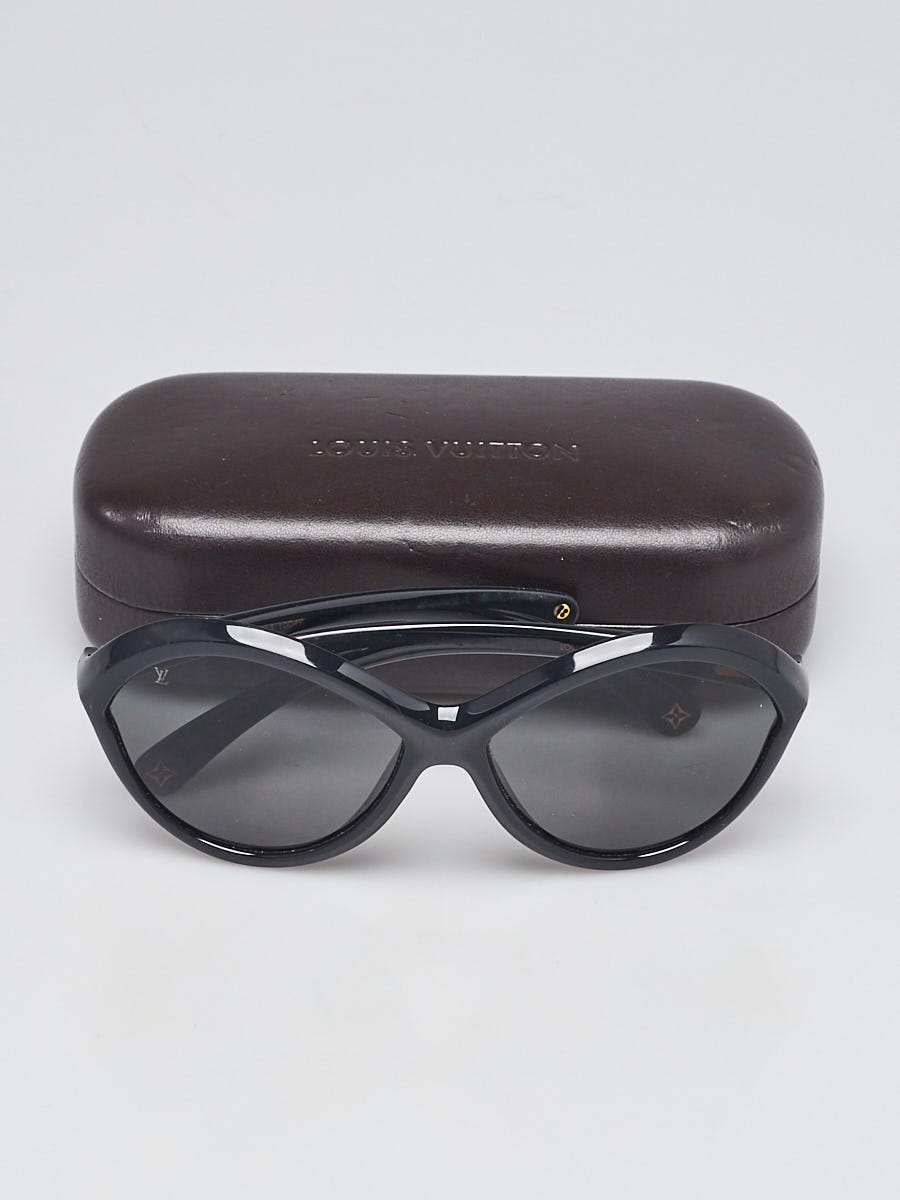 Louis Vuitton White Resin Frame Flore Carre Sunglasses - Yoogi's Closet