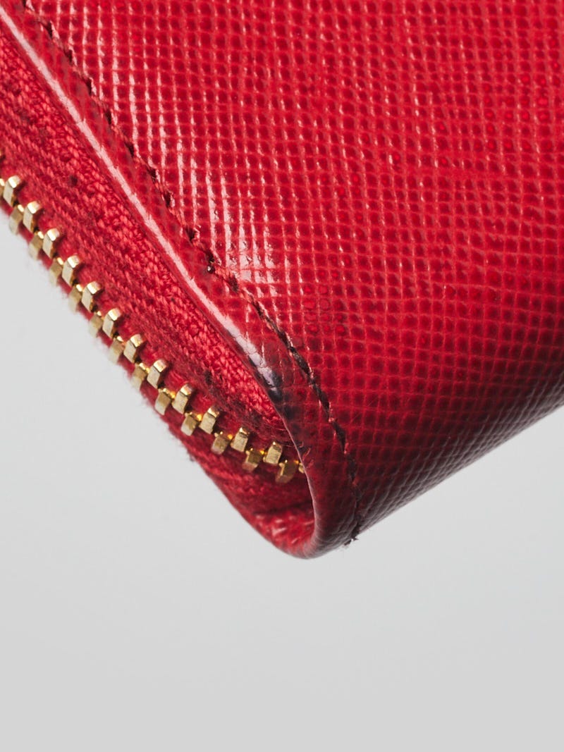 Prada Red Saffiano Leather Round Coin Purse - Yoogi's Closet