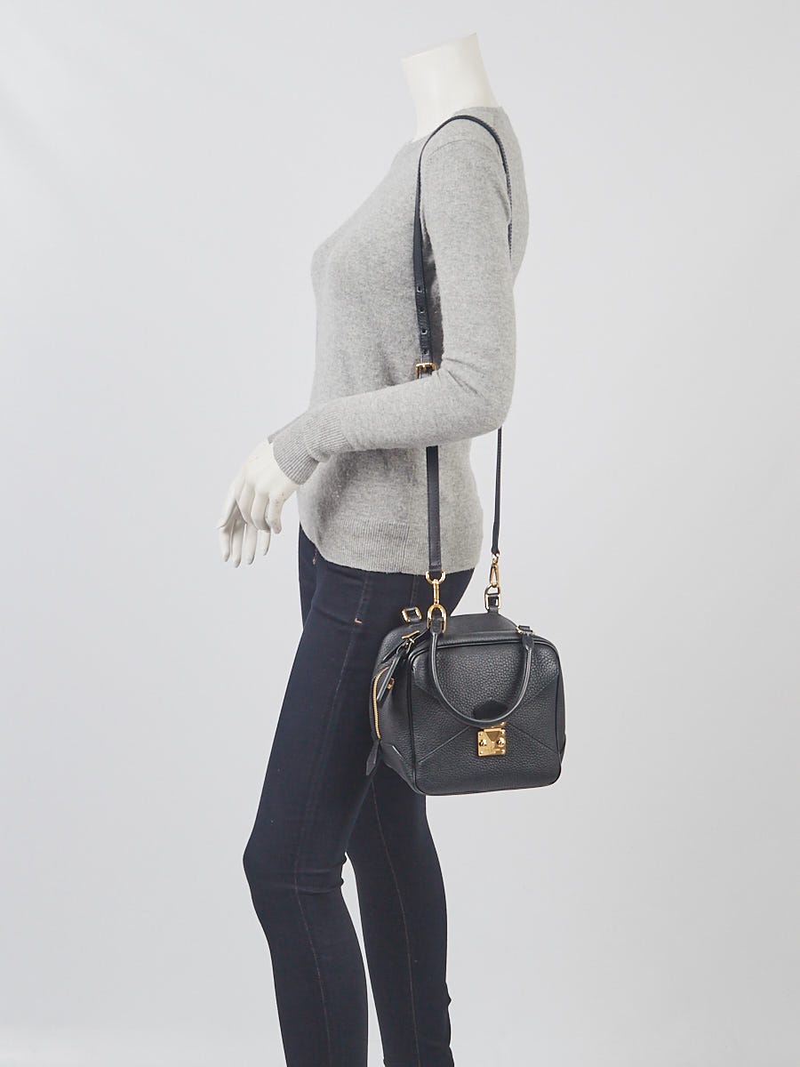 Louis Vuitton Black Taurillon Leather Neo Square Bag - Yoogi's Closet