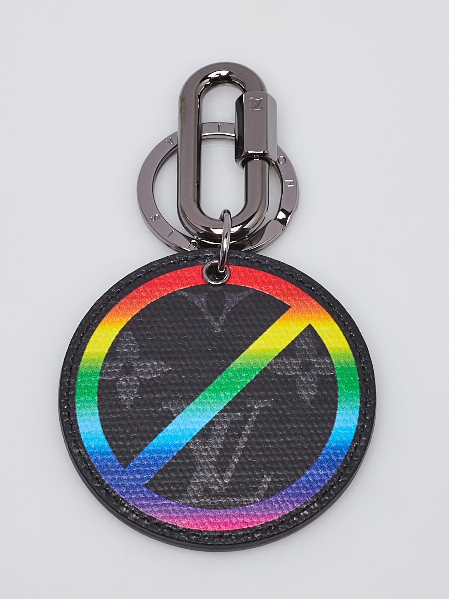 Louis Vuitton Monogram Eclipse Canvas Round Rainbow Key Holder and Bag  Charm - Yoogi's Closet