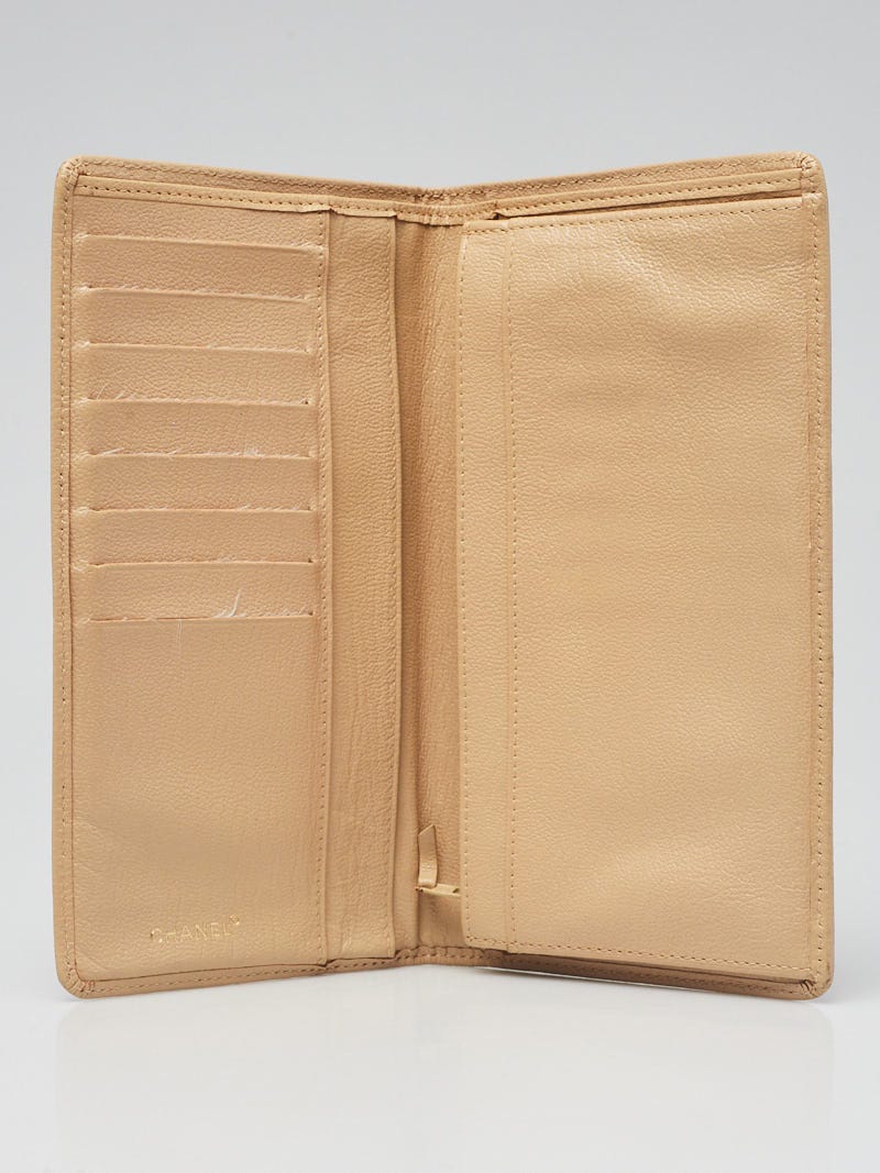 Chanel Beige Leather CC L Yen Wallet