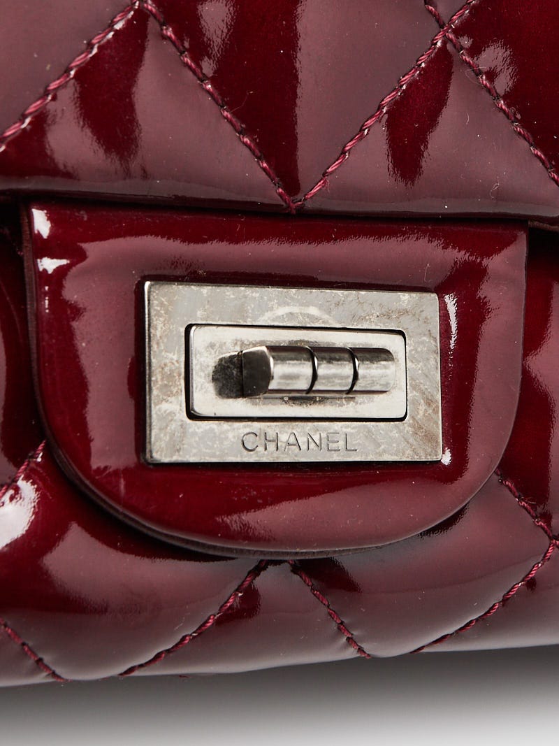 Chanel Bag 2.55 tie and dye Dark red Patent leather ref.338350 - Joli Closet