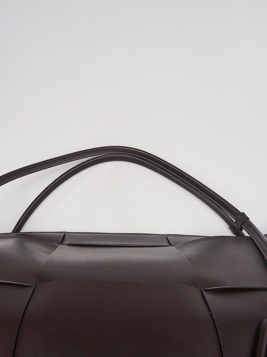 Bottega Veneta Fondant Brown Smooth Leather Maxi Weave Arco Bottega Veneta Fondant Brown Smooth Leather Maxi Weave Arco