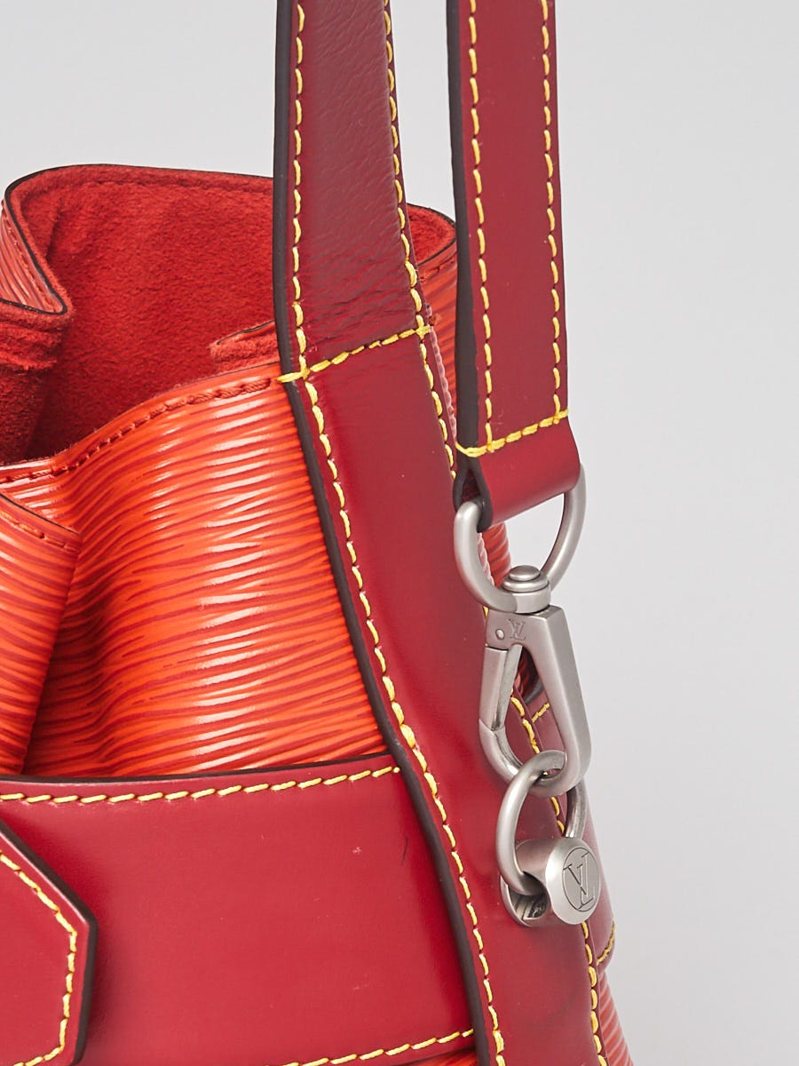Louis Vuitton Rouille Epi Leather Twist bucket bag - Punavuoren Patina