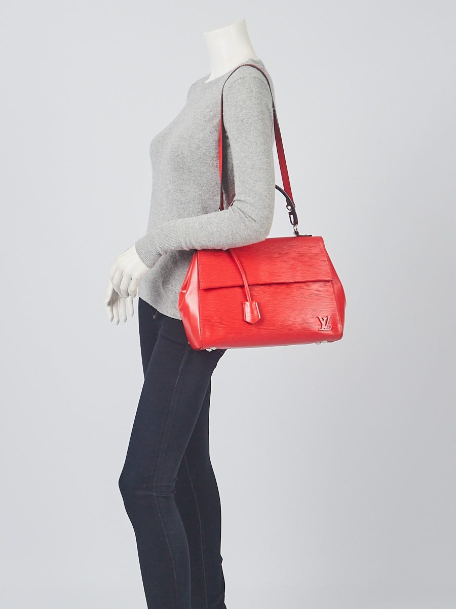 Authentic Louis Vuitton Cluny MM Epi shoulder bag A+EXCELLENT