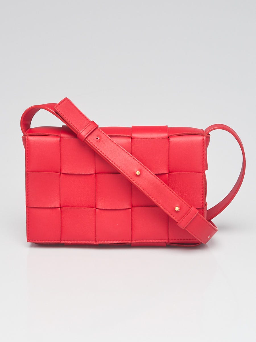 Bottega Veneta Red Nappa Leather Maxi Weave Cassette Crossbody Bag