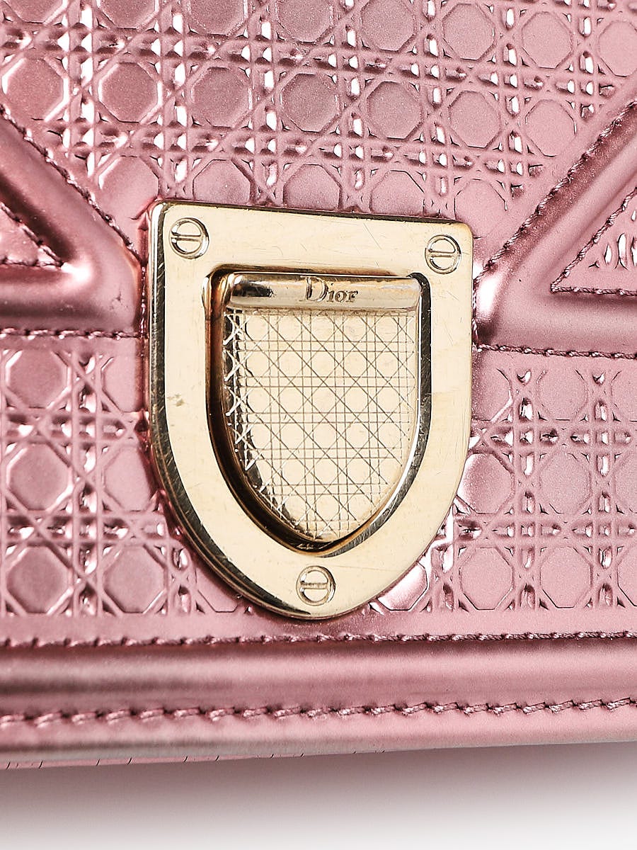 CHRISTIAN DIOR Metallic Patent Micro-Cannage Medium Diorama Flap Bag Pink  245863