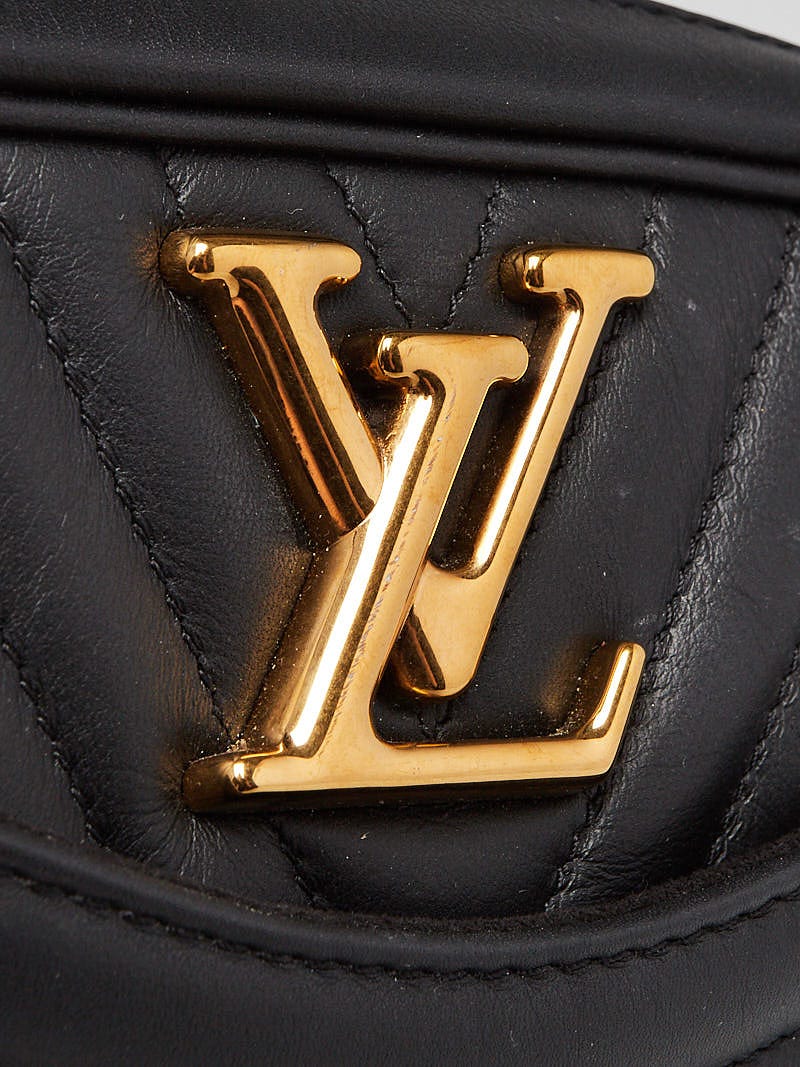 LOUIS VUITTON Authentic Women's New Wave Camera Bag Shoulder Bag Logo Black