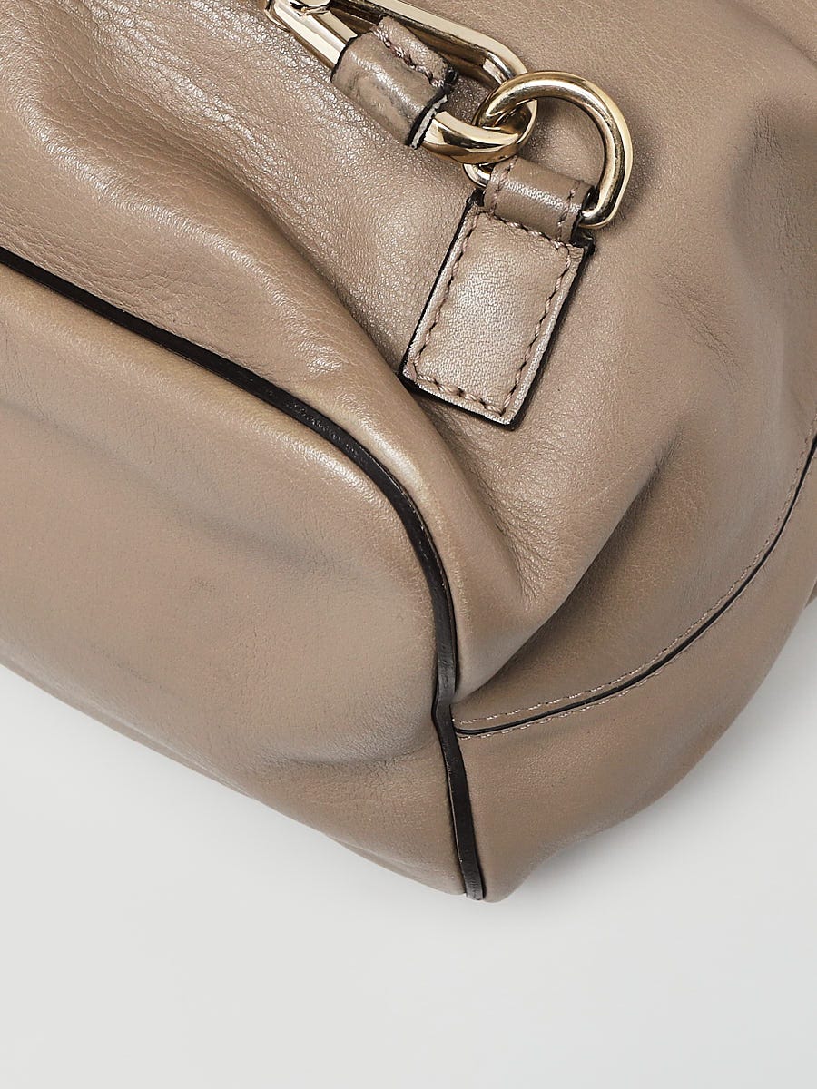 Chloe Motty Grey Leather/Suede Medium Faye Backpack  display picture 2