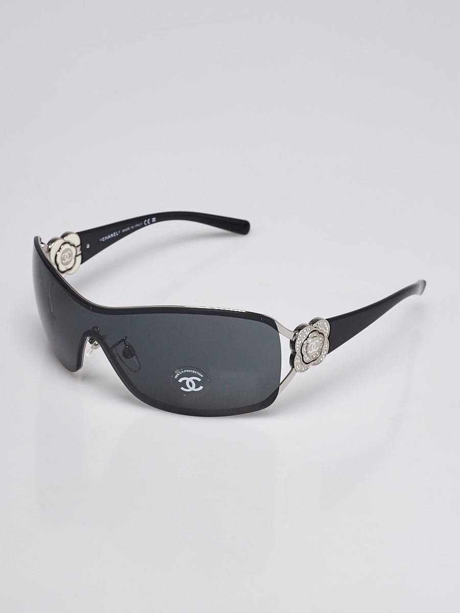 Chanel Black Frame Camellia Flower Crystal CC Logo Sunglasses- 4164B -  Yoogi's Closet