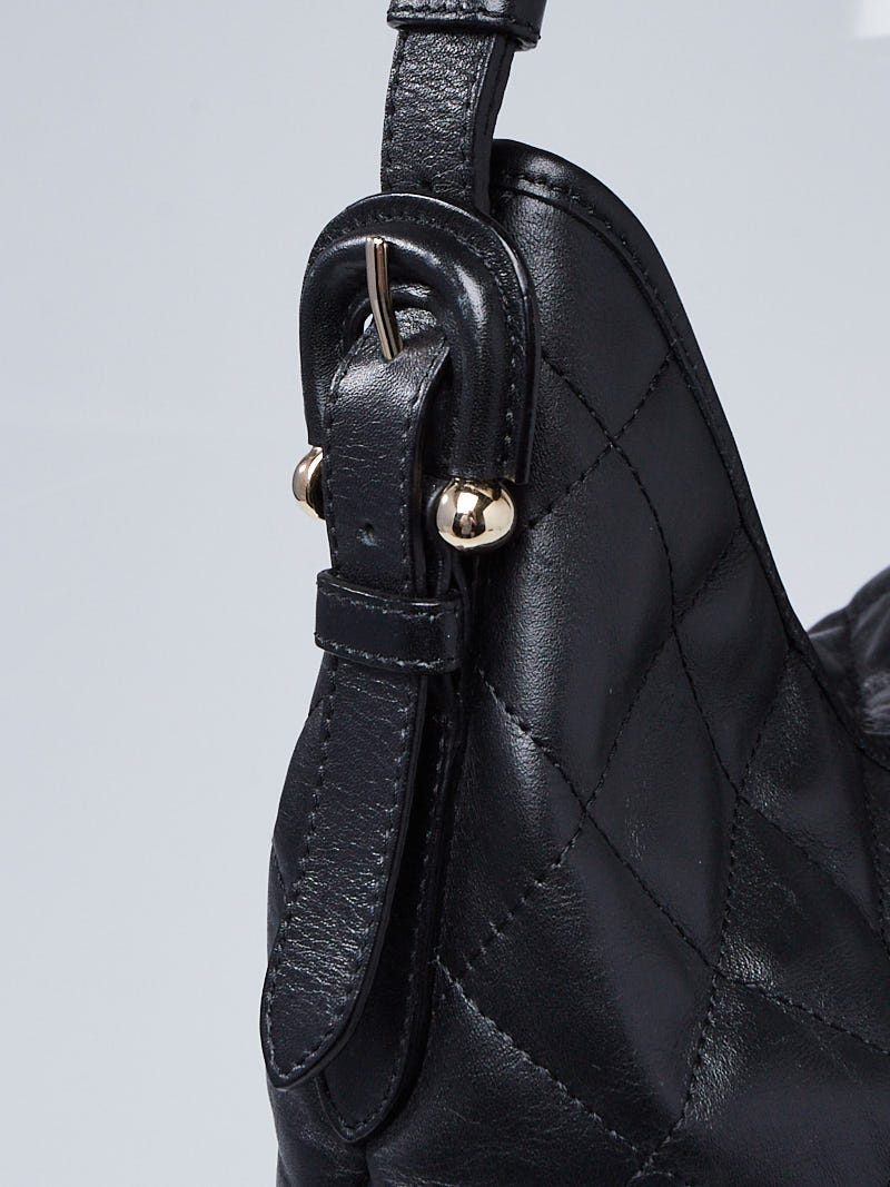 Burberry Black Quilted Leather Hobo Bag | Yoogi's Closet