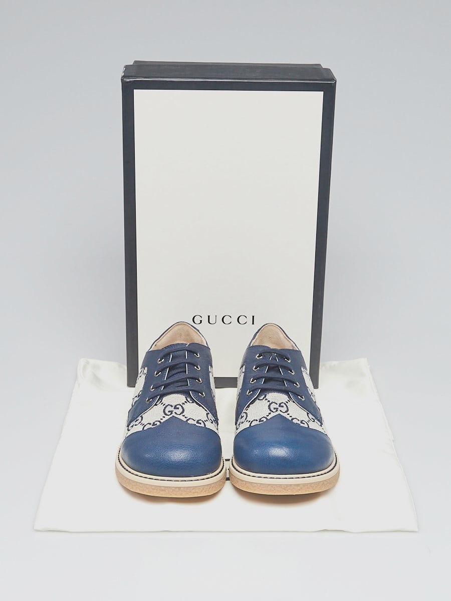 Gucci store golf shoes