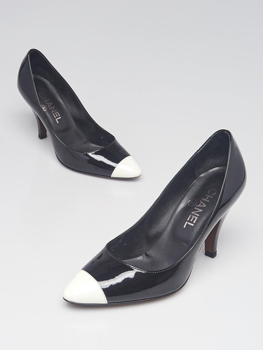 Chanel Black/White Patent Leather Cap Toe Pumps Size 7/37.5 - Yoogi's Closet
