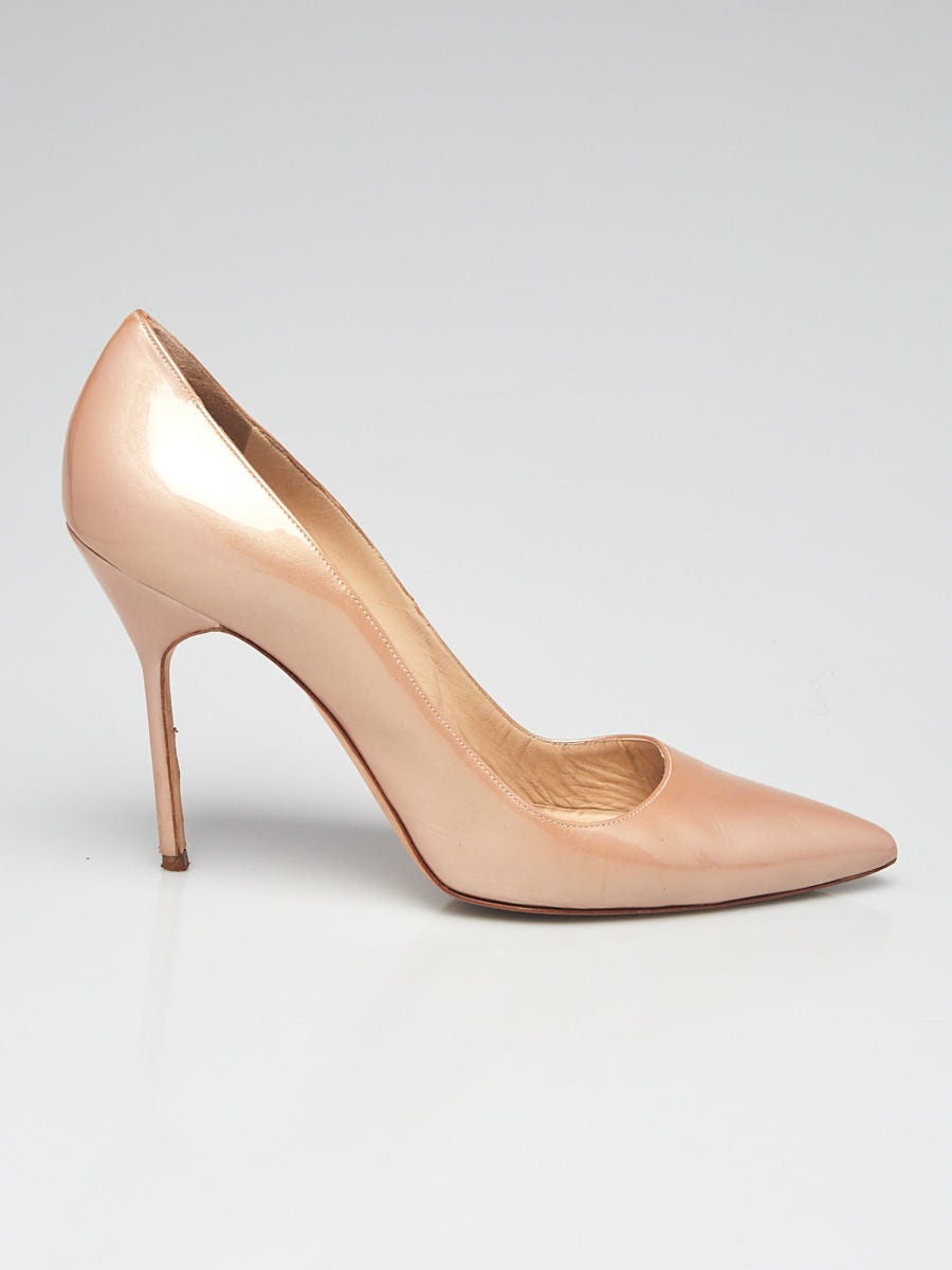 Manolo Blahnik Champagne Gold Patent Leather BB 105 Pointed