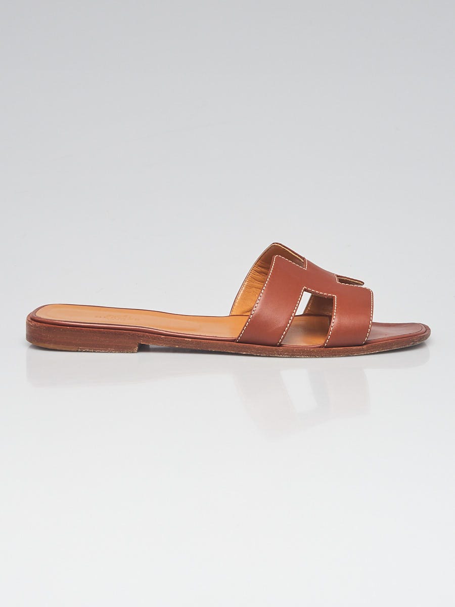 Hermes Gold Swift Leather Oran Flat Sandals Size 10/40.5 - Yoogi's Closet