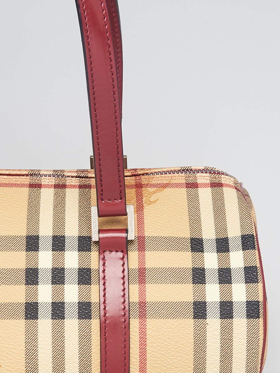 Burberry The Leather Barrel Bag In Red