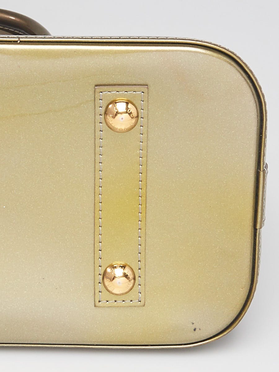 Louis Vuitton Gris Art Deco Monogram Vernis Reade PM Tote Bag - Yoogi's  Closet