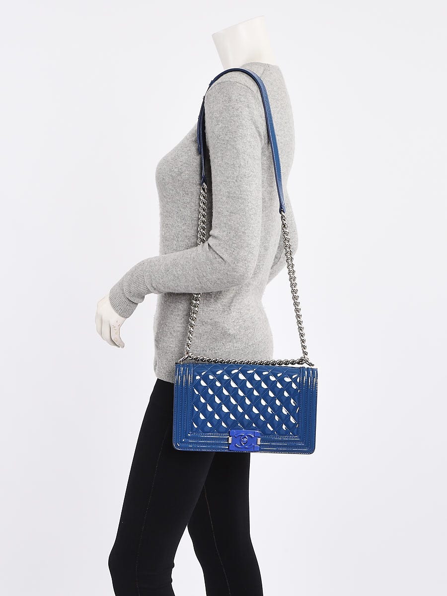 Chanel Matelasse Laptop Bag Blue Navy blue Nylon Cloth ref.103567 - Joli  Closet