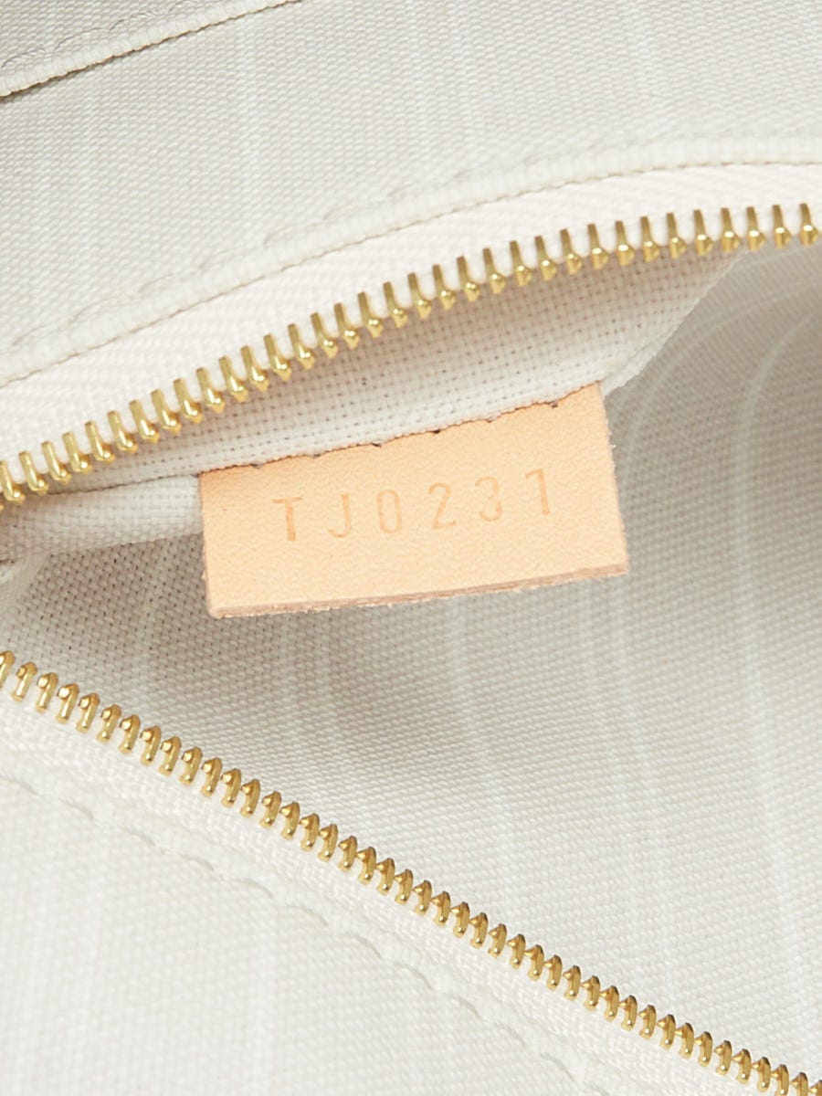 Louis Vuitton Sunset Khaki Monogram Coated Canvas OnTheGo MM Gold Hardware,  2022 Available For Immediate Sale At Sotheby's
