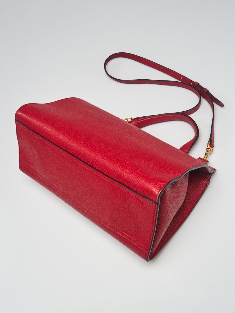 Gucci Red Pebbled Leather Marmont Top Handle Bag | Yoogi's Gucci Red Pebbled Leather Marmont Top Handle Bag | Yoogi's