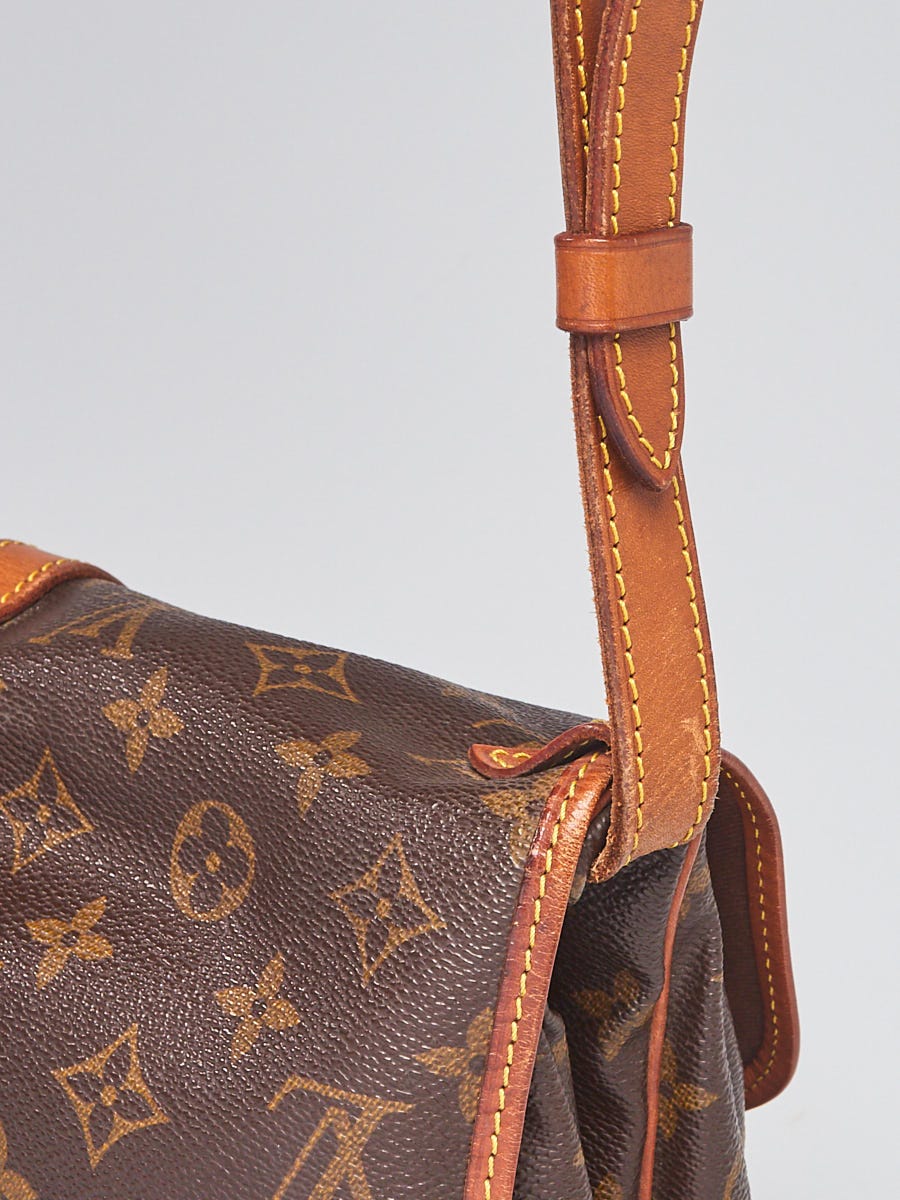 Louis Vuitton Monogram Canvas Saumur 30 Messenger Bag - Yoogi's Closet