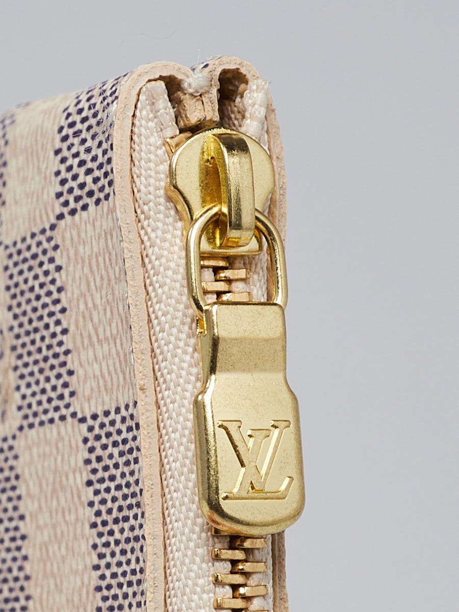 Louis Vuitton Damier Azur Pochette Clefs QJA0LS0NWB004