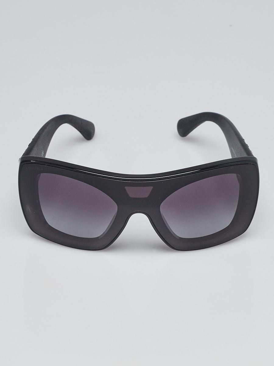 Chanel Black Plastic/Leather Oversized CC Sunglasses - 71267