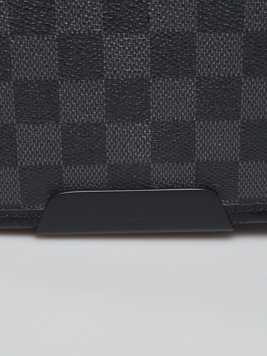Daniel mm satchel cloth bag Louis Vuitton Black in Cloth - 29856479