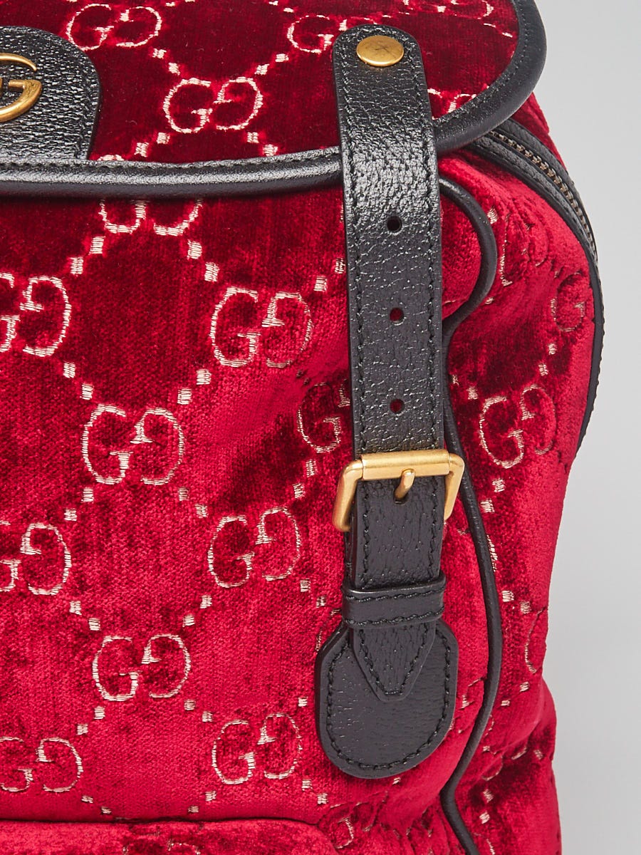 Red velvet gucci online backpack