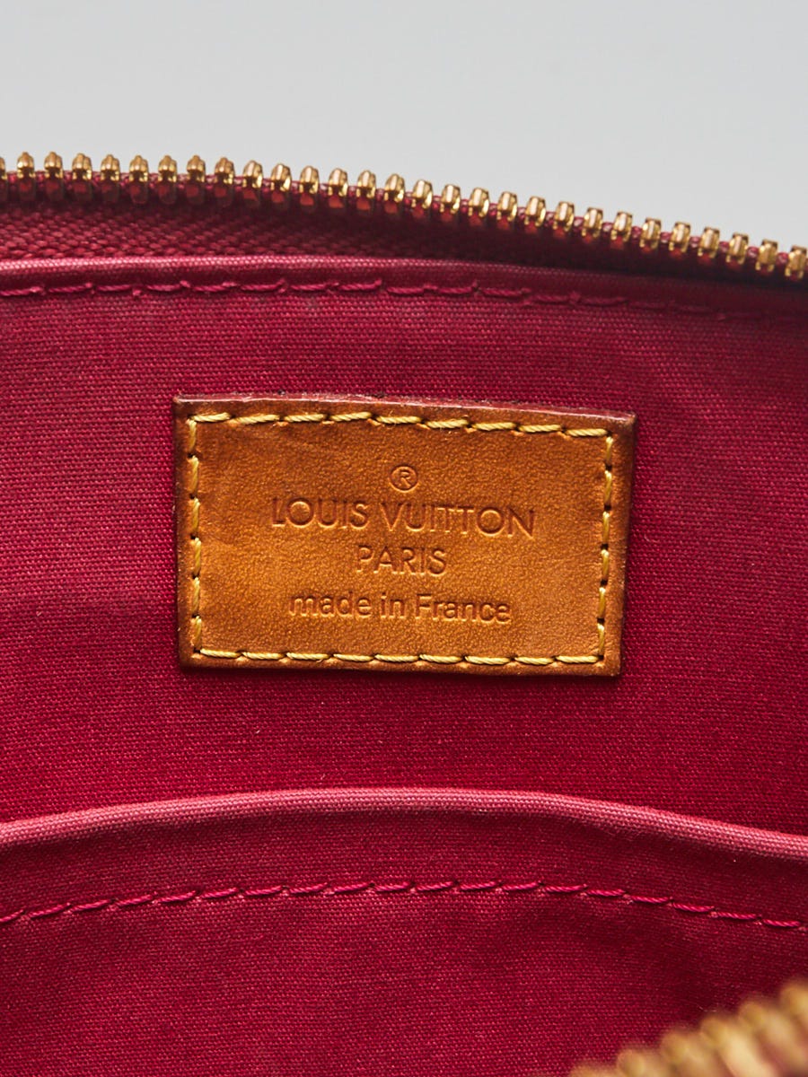 Louis Vuitton Nude Rose Angelique Monogram Vernis Alma BB Crossbody Bag For  Sale at 1stDibs