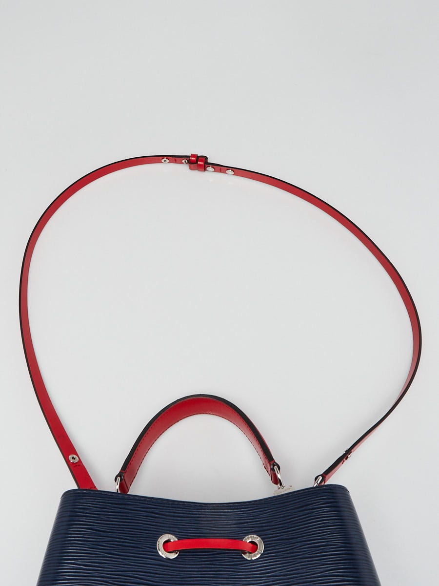 Louis Vuitton NeoNoe Handbag Epi Leather MM Blue