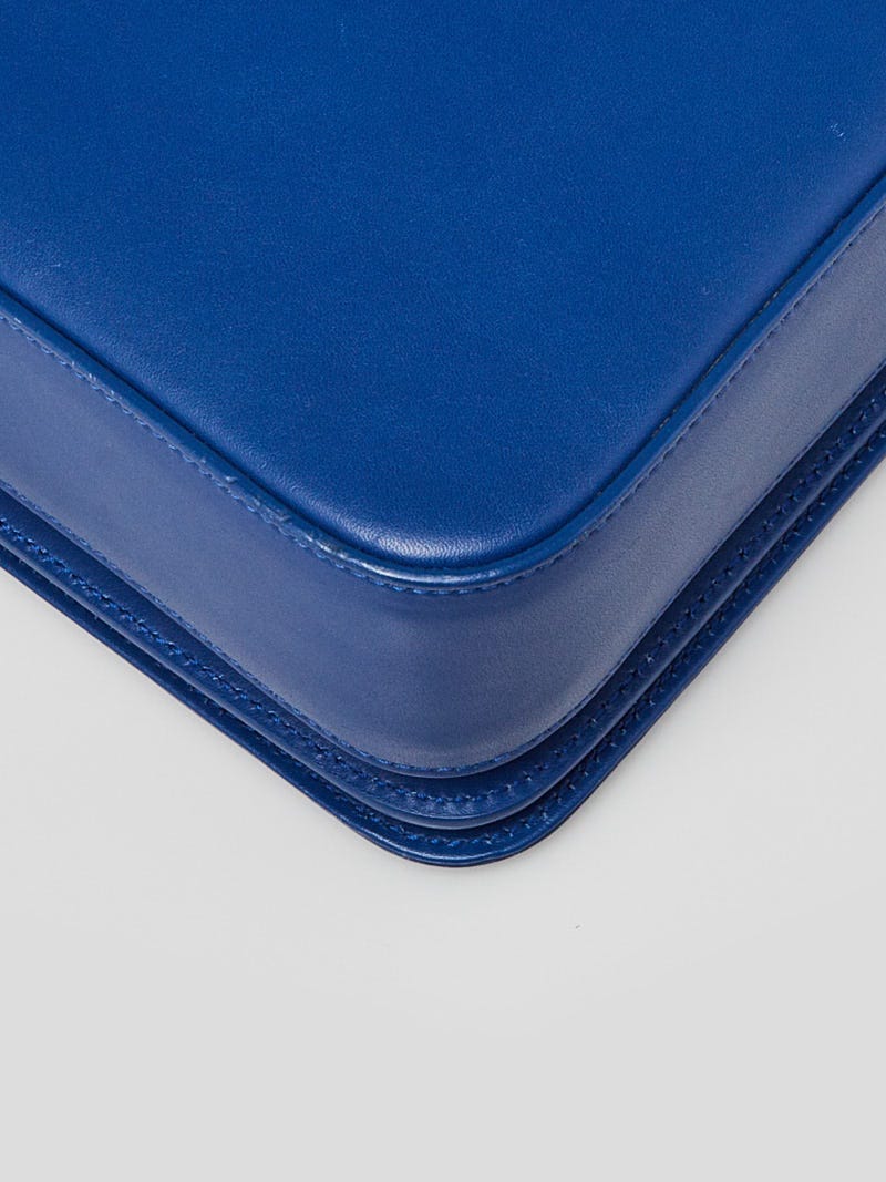 【未使用に近い】 Yves Saint Laurent ストライプ ブルー系 Yves Saint Laurent Blue Smooth Calfskin Leather Monogramme Sac