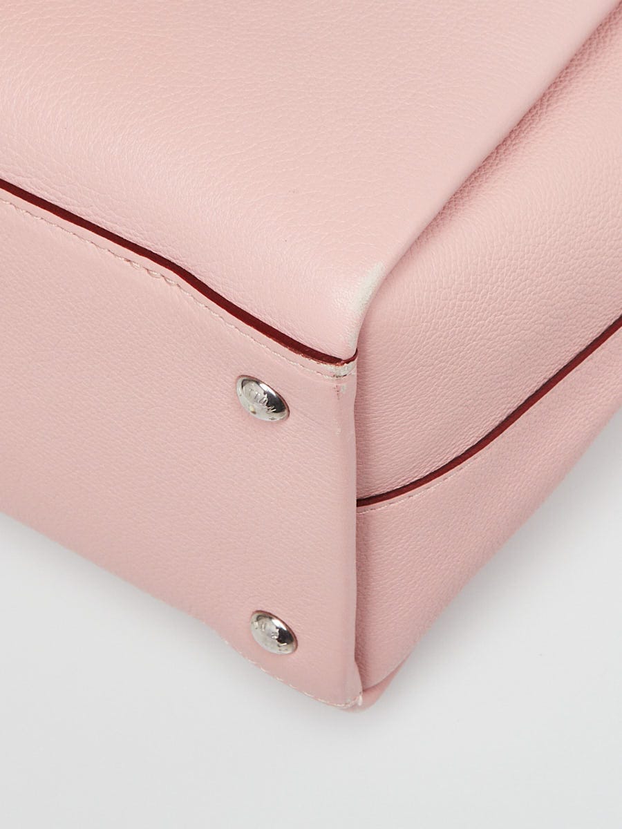 Louis Vuitton Magnolia Pebbled Leather Lockmeto Bag
