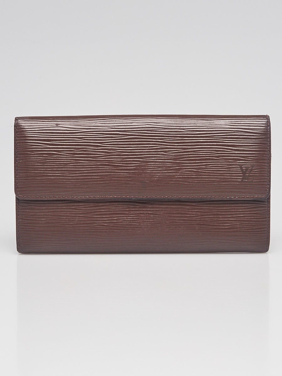 Louis Vuitton Moka Epi Leather Sarah Wallet