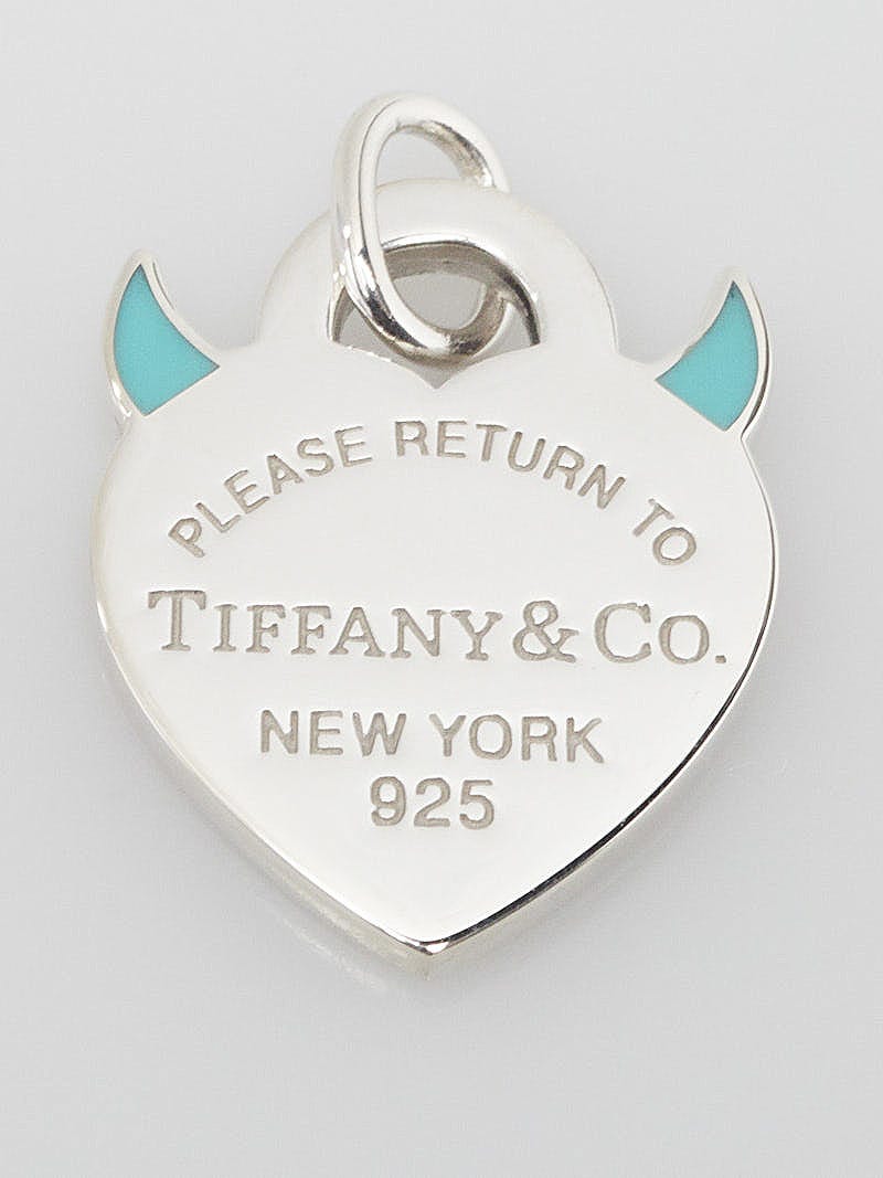 What is the dress code at Tiffany & Co? - Tiffany & Co Questions