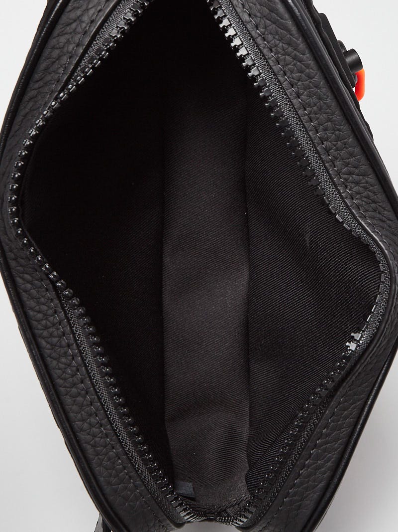 Louis Vuitton 2019 Uniformes Taurillon Monogram Solar Ray Soft Pochette  Volga Belt Bag - Black Waist Bags, Bags - LOU420542