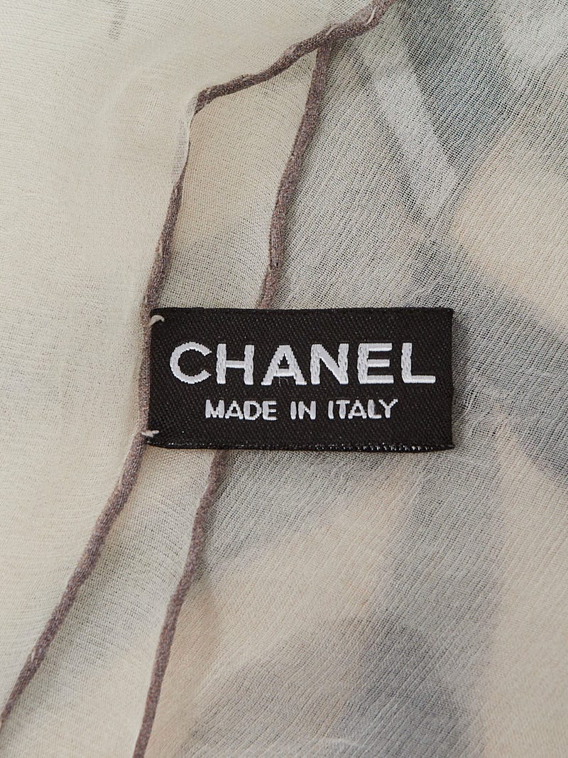 CHANEL SILKSCARF　MADE IN ITALY Chanel White/Grey Silk CC Print Scarf | Yoogi's Closet
