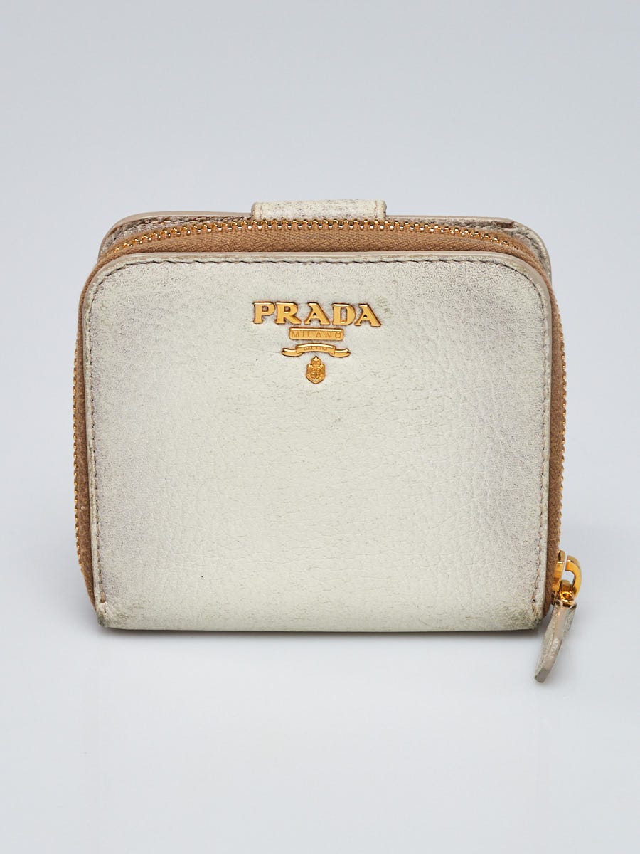 Prada Bianco Ombre Cervo Antiqued Leather Small Compact Wallet - 1M0522 |  Yoogi's Closet