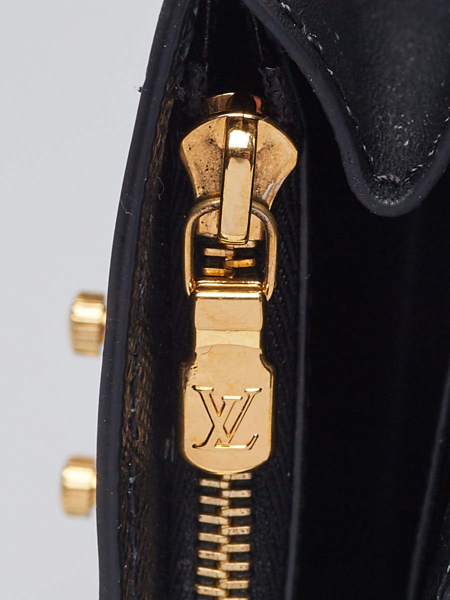 Louis Vuitton Epi Trunk Chain Wallet - Black Shoulder Bags, Handbags -  LOU780902