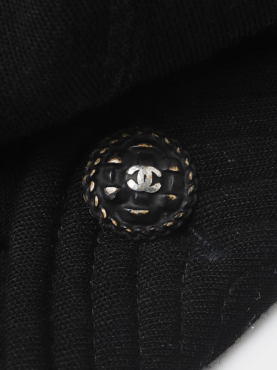 Chanel Black Wool CC Button Newsboy Hat | Yoogi's Closet