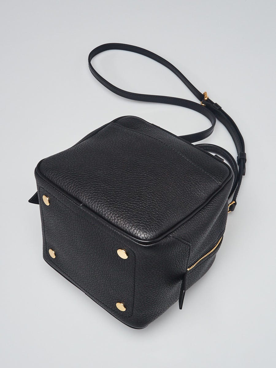 Louis Vuitton Black Taurillon Neo Square Bag at 1stDibs