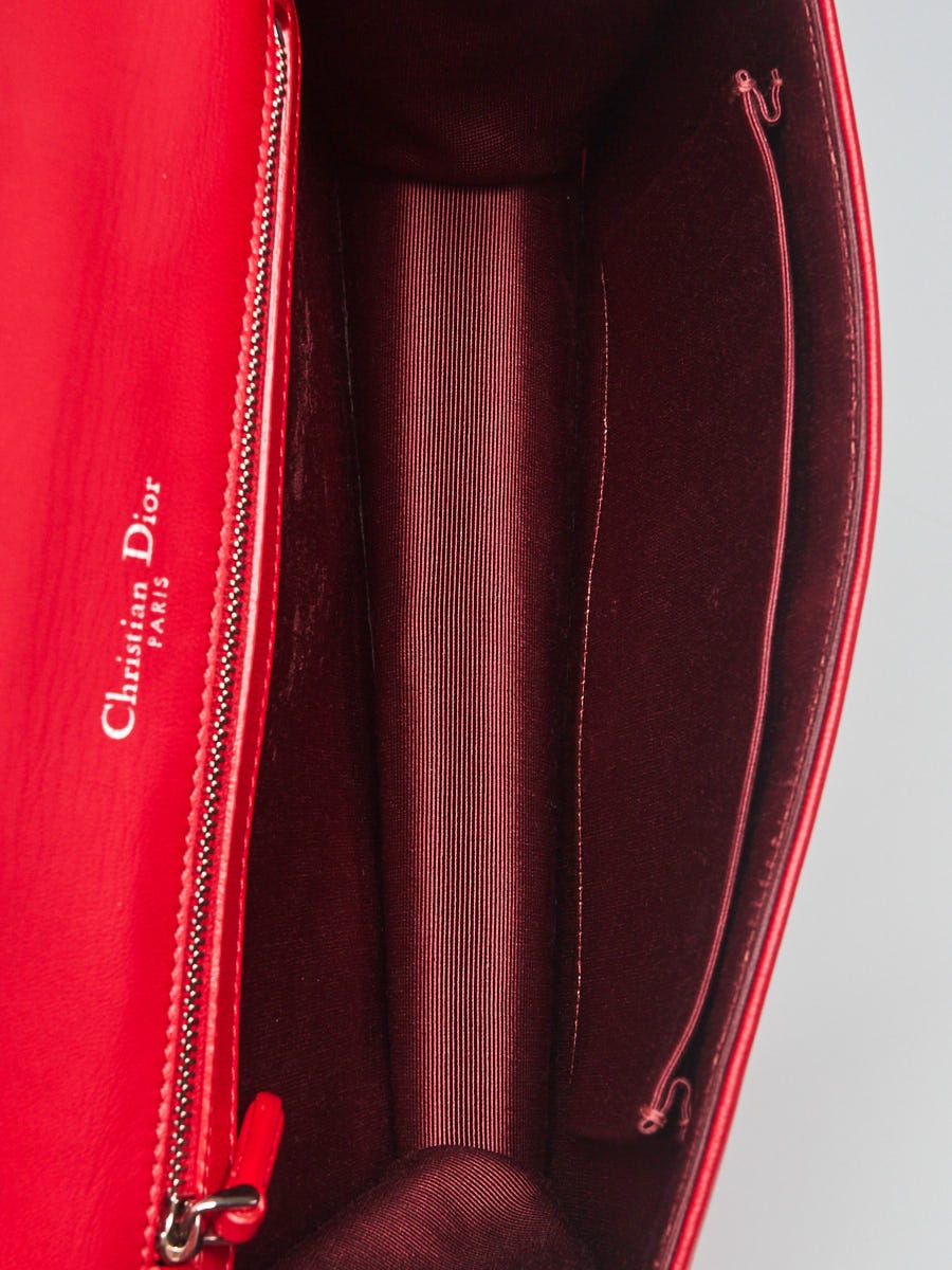 Dior Diorama Flap Crossbody Bag (SHG-Fg0F2e) – LuxeDH